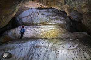 Άποψη του τελευταίου θαλάμου και η απόληξη του πάγου